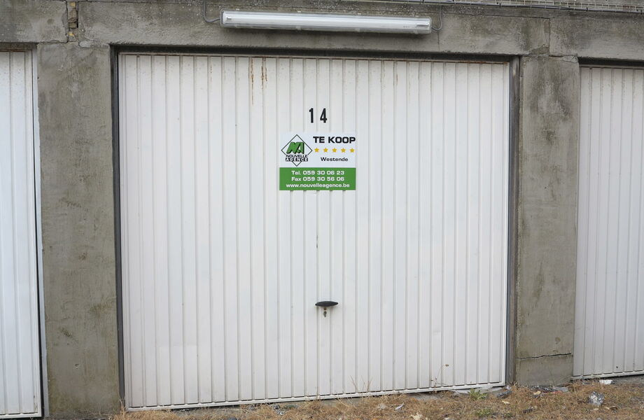 Gesloten garagebox te koop in Westende